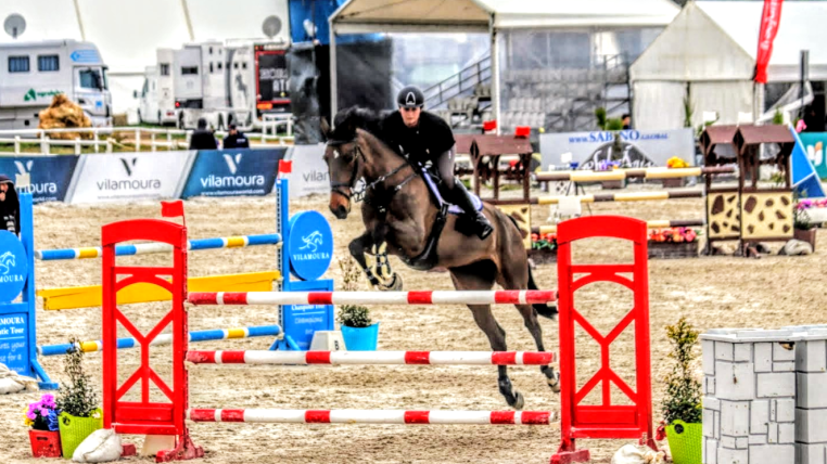 Libby Newman Team Equihunter Show Jumping