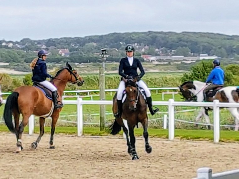 Libby Newman Team Equihunter Show Jumping