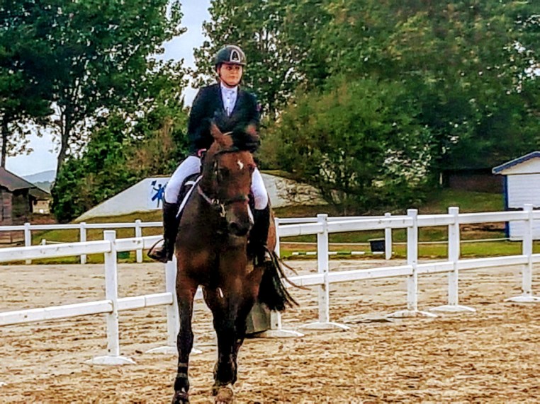 Libby Newman Team Equihunter Show Jumping