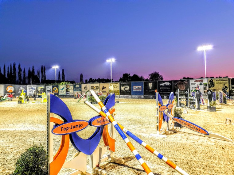 Libby Newman Team Equihunter Show Jumping