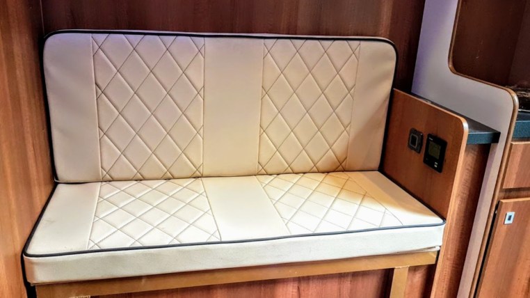 The Encore 45, 4.5 Tonne Horsebox