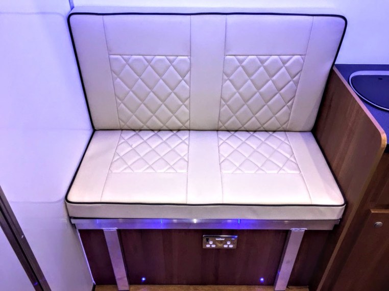 The Encore 45, 4.5 Tonne Horsebox