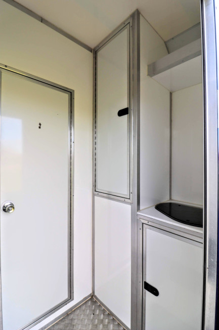 Equihunter Arena 3.5 tonne horsebox for sale on a Vauxhall Movano chassis