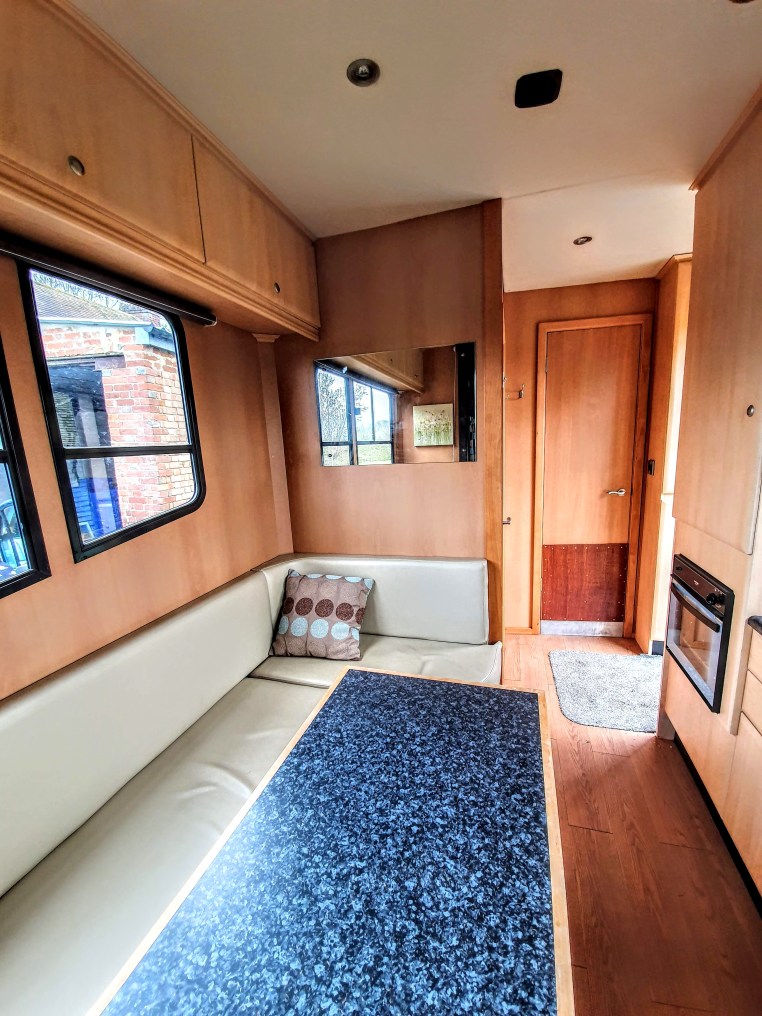 2011 Annard 10 Tonne Horsebox for Sale