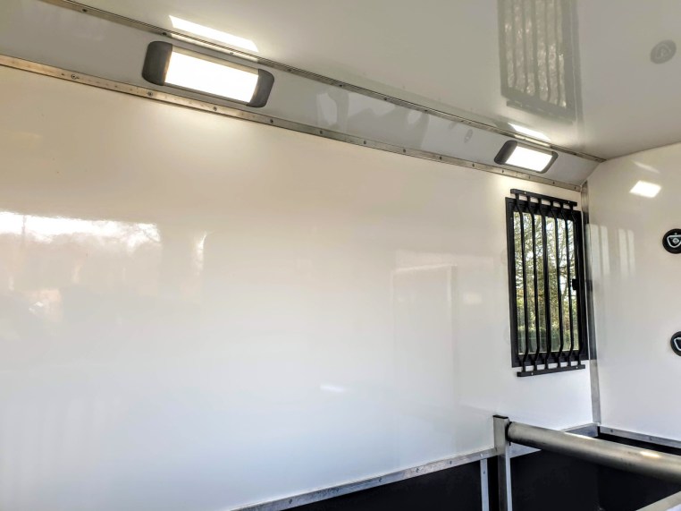 2020-equihunter-encore-45-in-audi-nardo-grey