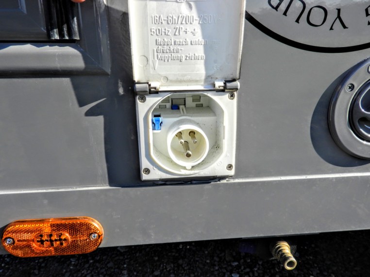 2020-equihunter-encore-45-in-audi-nardo-grey