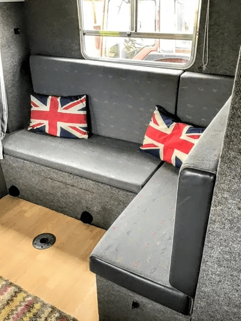 Well Maintained, Reliable & Spacious 7.5 Tonne Horsebox For Sale