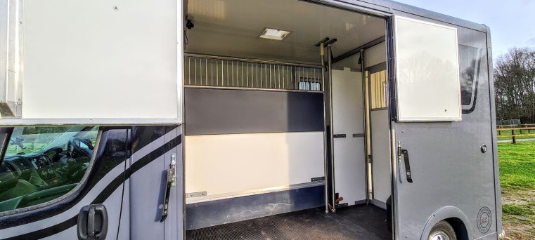 The Equihunter Avanti 3.5 tonne two-stall horsebox