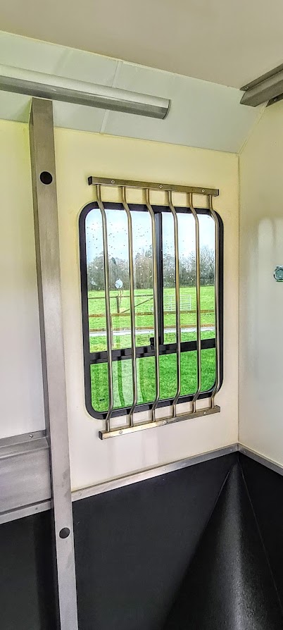 The Equihunter Avanti 3.5 tonne two-stall horsebox