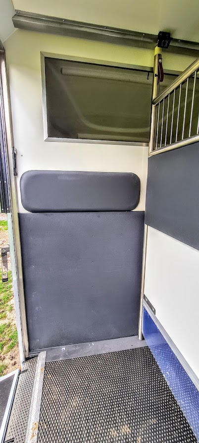 The Equihunter Avanti 3.5 tonne two-stall horsebox