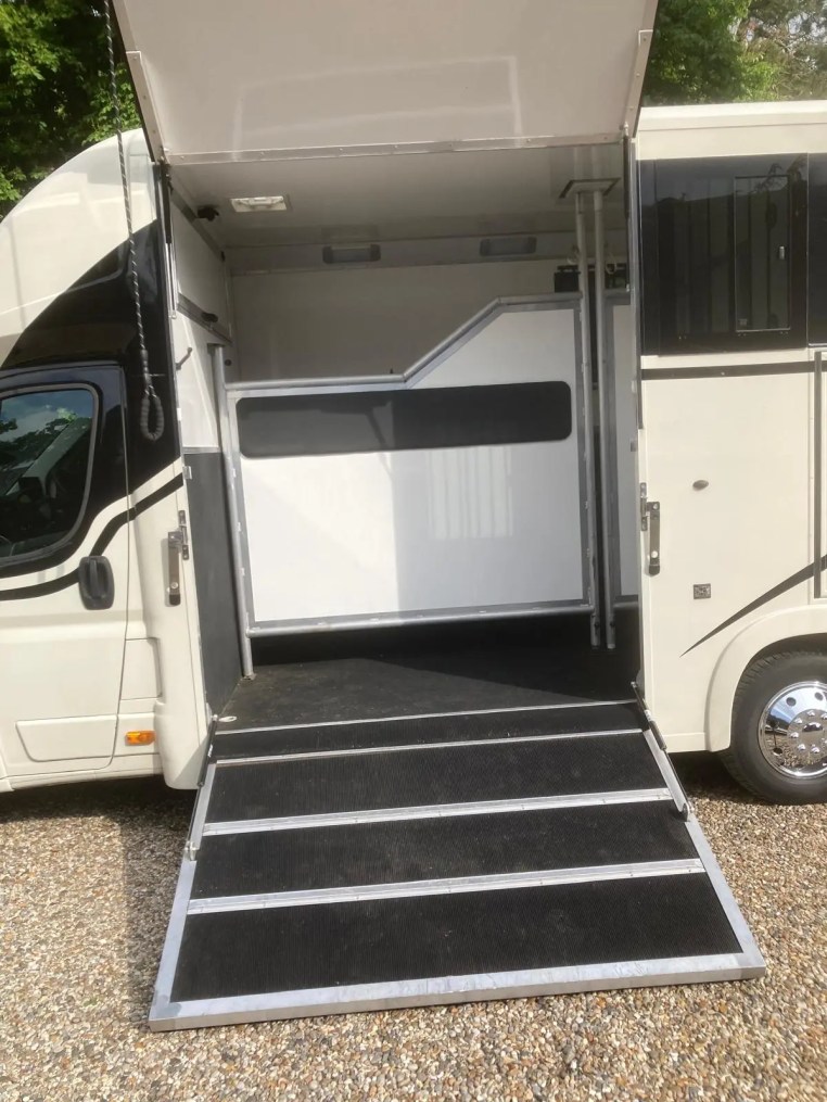 Used Equihunter-Encore 45 4.5-tonne Model for sale