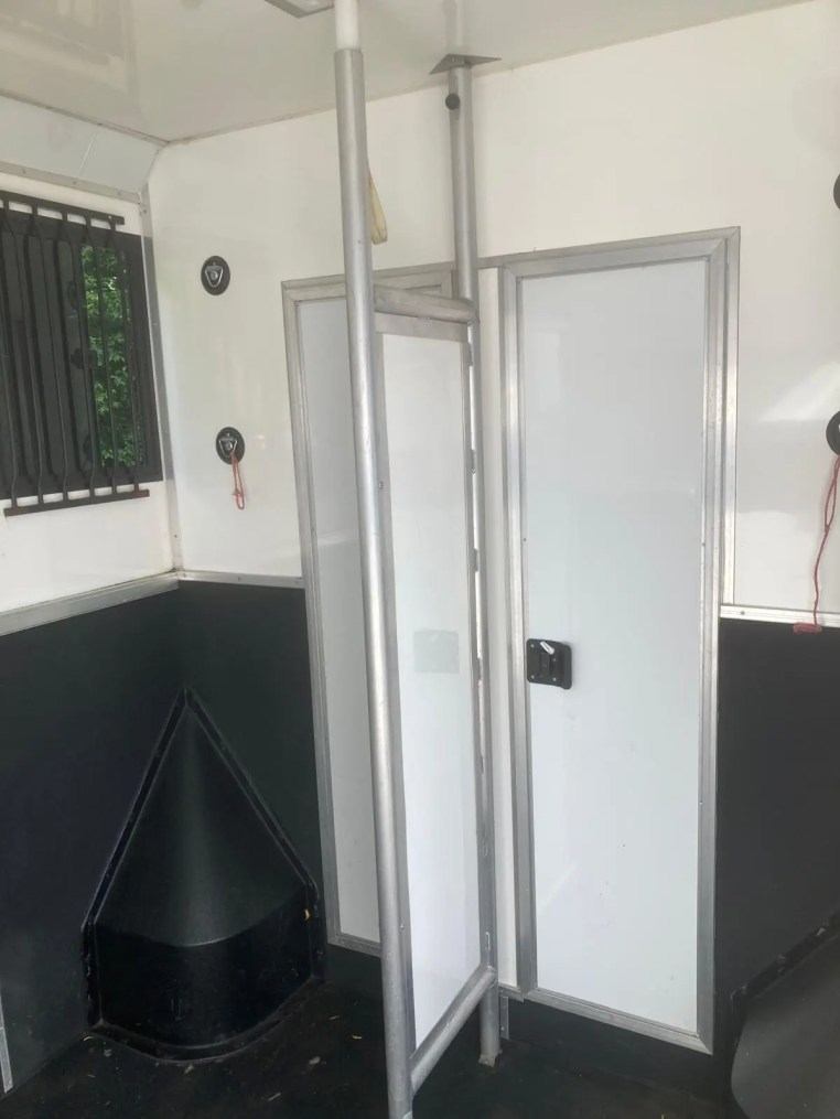 Used Equihunter-Encore 45 4.5-tonne Model for sale